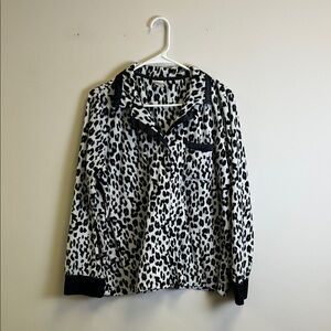 Liz Claiborne Animal Print Blouse with Black Accents
